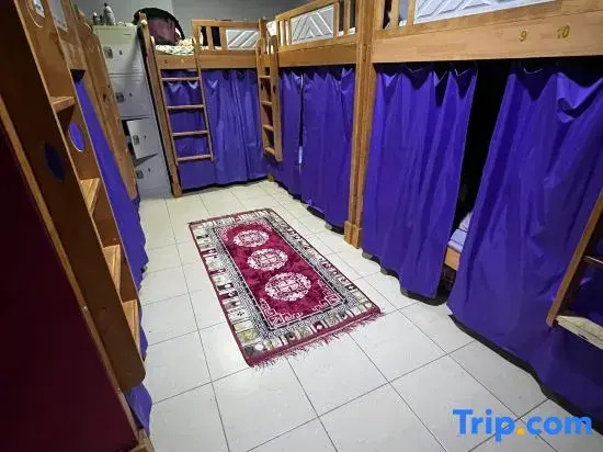 Bed in Dorm