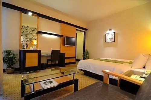 Eastwood Valley Golf & Country Club