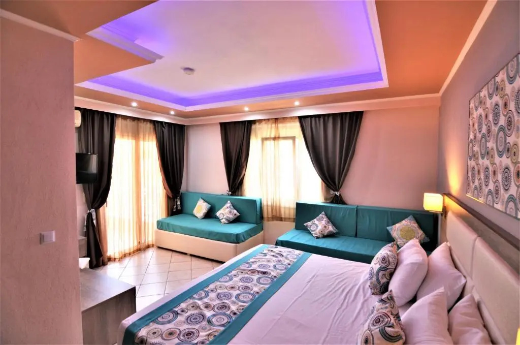 Superior Family room