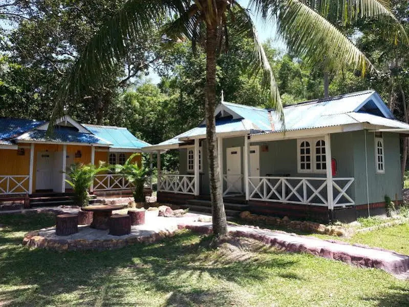 Nur Merang Inn Resort