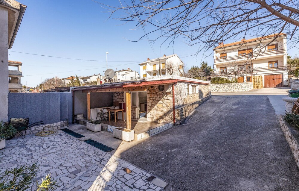 Отель Stunning Apartment in Novi Vinodolski With Wifi and 2 Bedrooms, фото 17