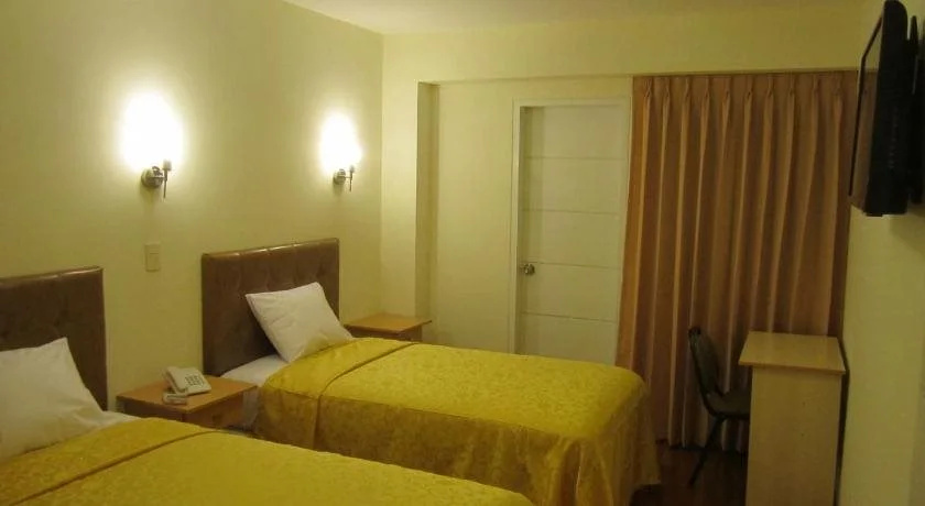 Plaza Real Hotel - Général