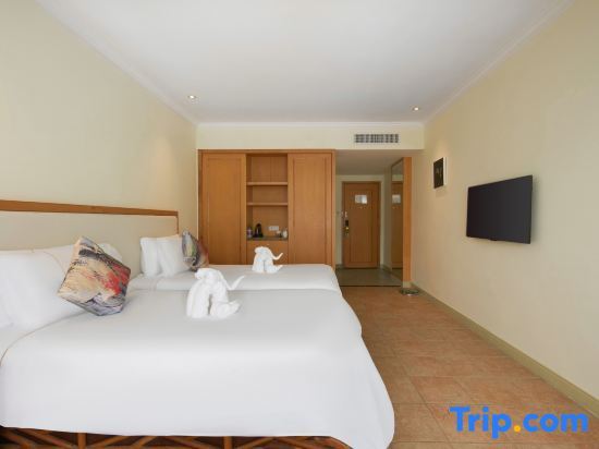 Golden Palm Resort
