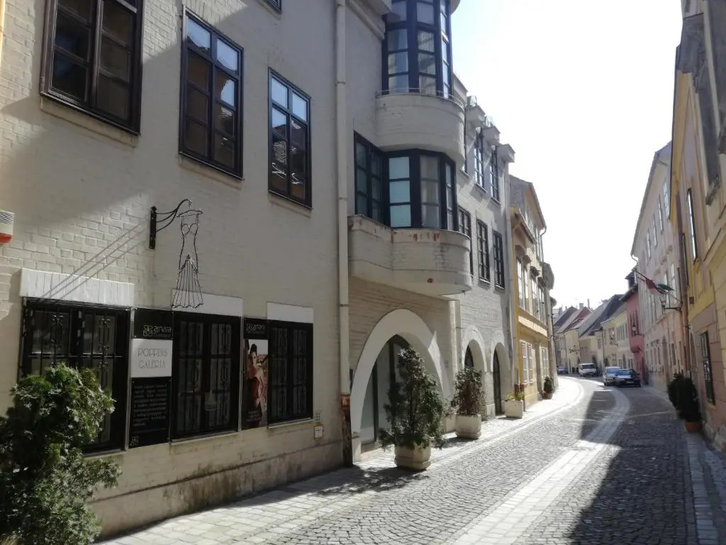 Fabricius apartman