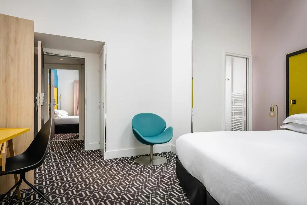 Double Family Suite (full double bed)