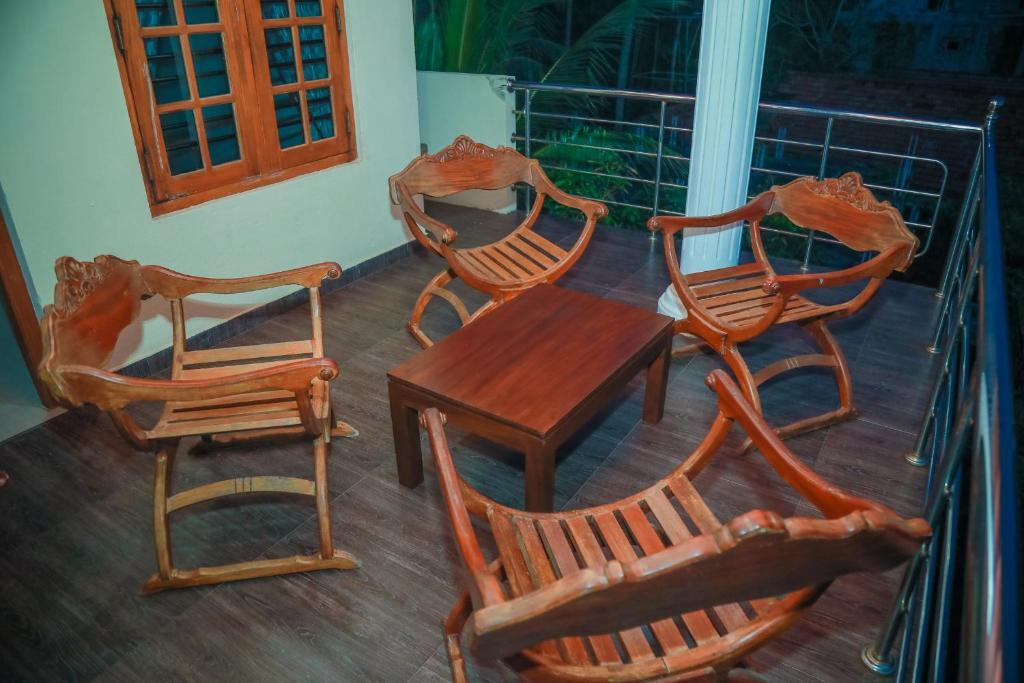 Hasaranga Holiday House