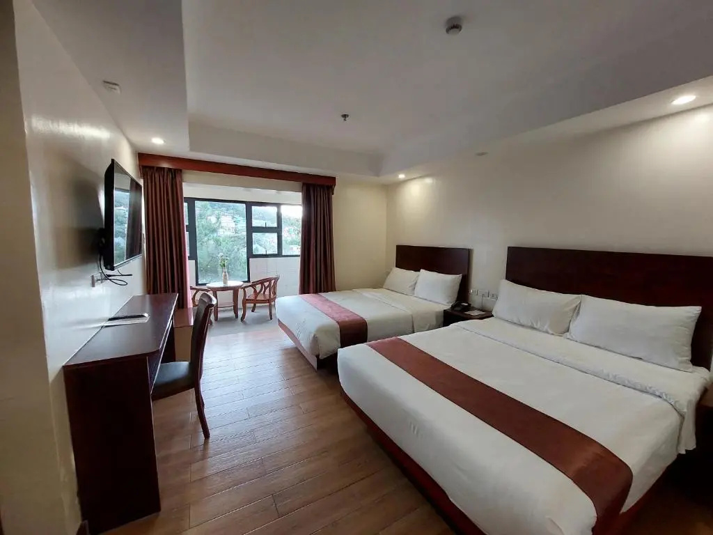 Classic Quadruple room
