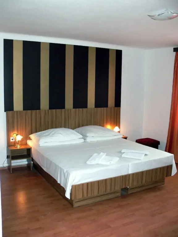 Economy Double room (full double bed)