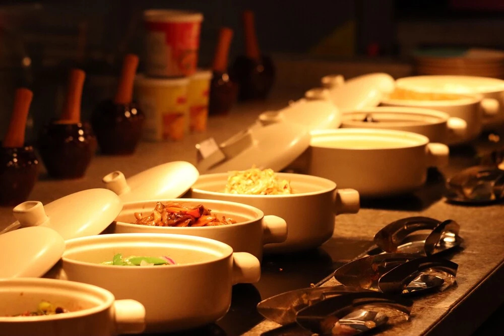 Food & Beverage
