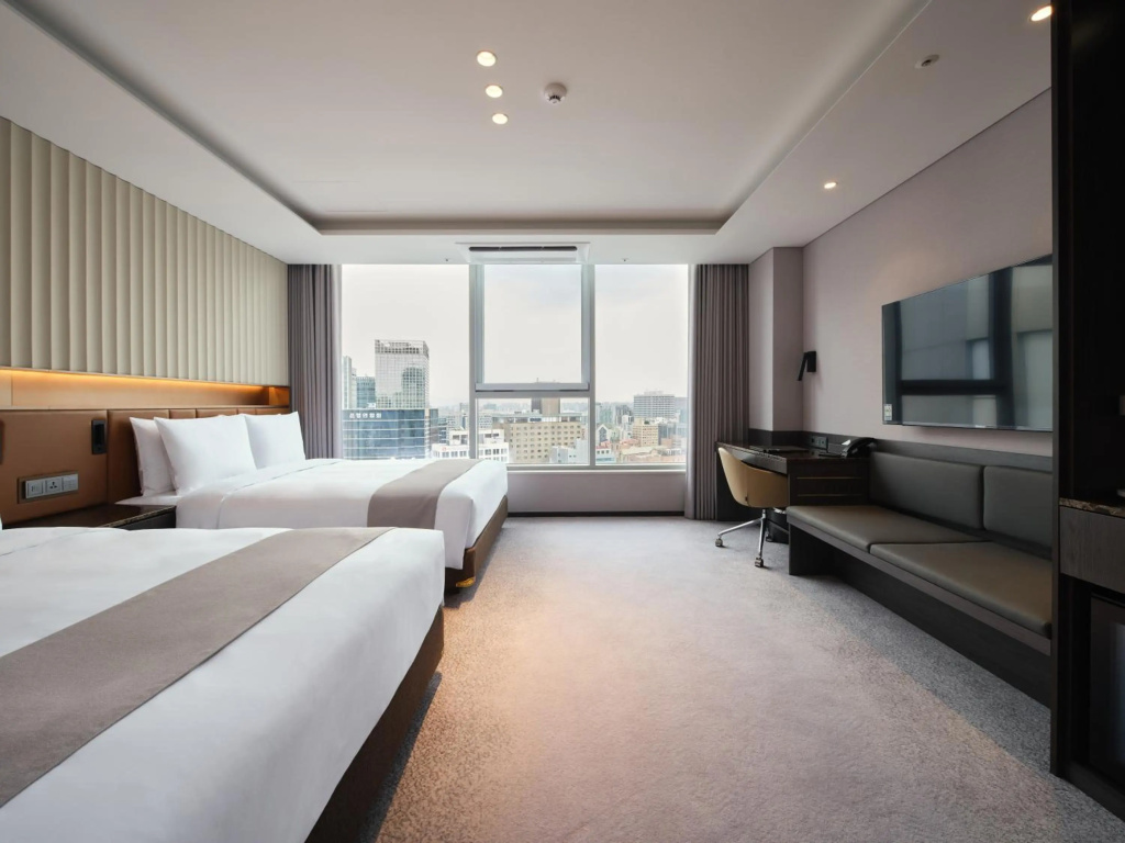 Отель Stanford Hotel Myeongdong в Сеуле