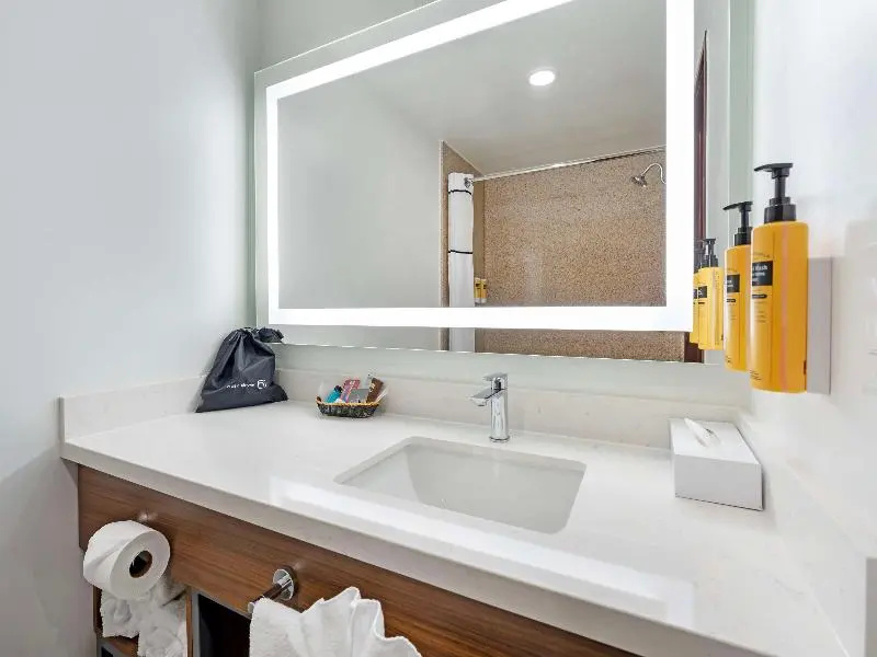 Best Western Plus Newport Mesa Inn - Chambres