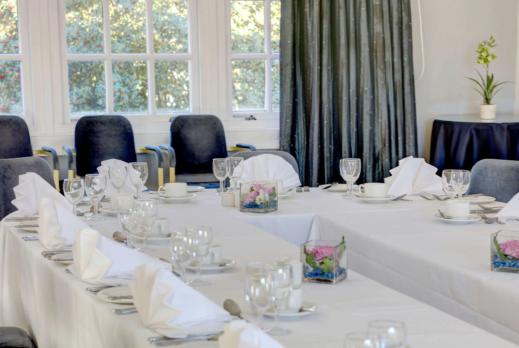 Best Western Kings Manor Hotel - Général