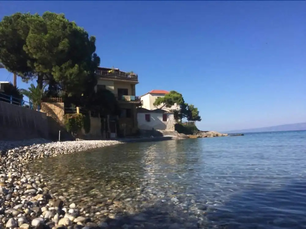 Beach & Waterfront