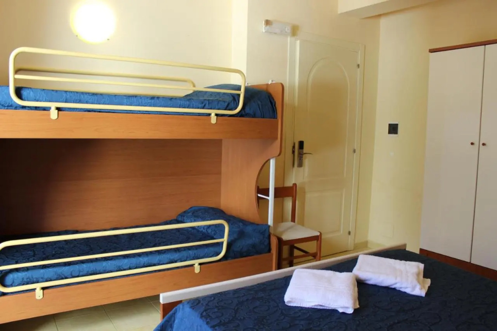 Megaron Hotel - Général