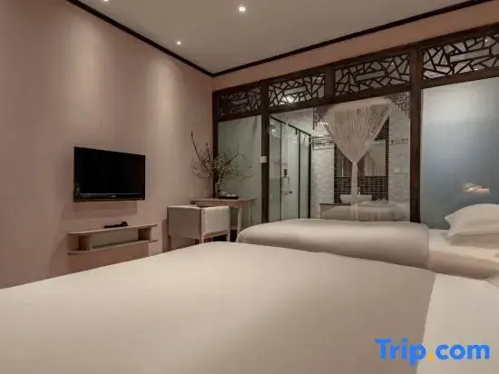 Standard Double Family room (twin beds)