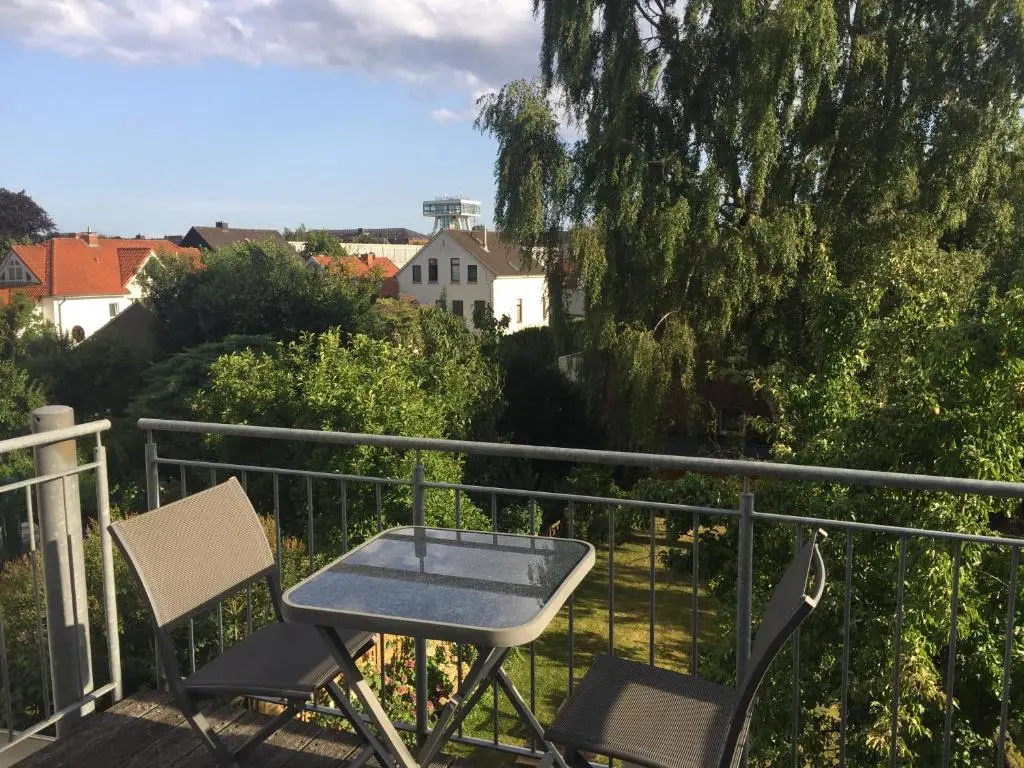 3 Bedrooms Apartment