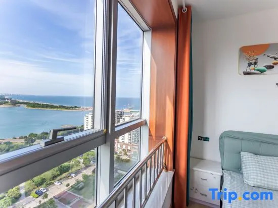 Тент с 3 комнатами с видом на море в Rizhao Shuohai Seaview Homestay (Wanpingkou Branch)