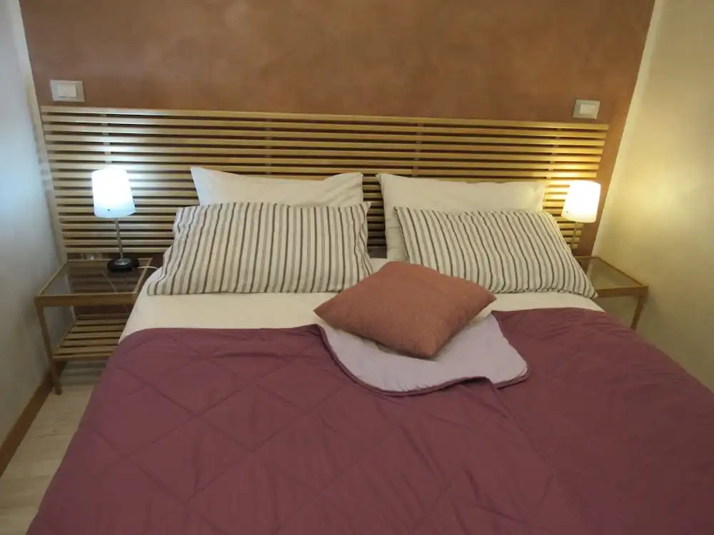Area 39 Bed & Breakfast — 5