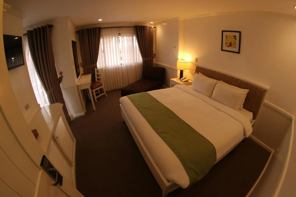 Mines View Park Hotel — 3