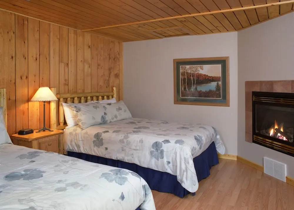 Overlander Mountain Lodge - Chambres