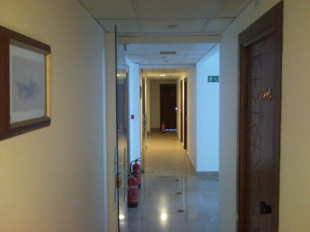 Lobby & Reception