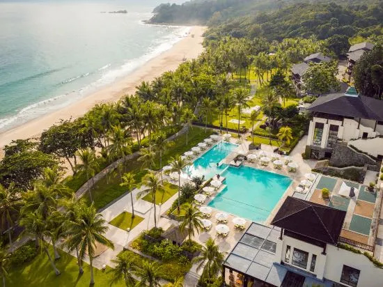 Beach & Waterfront