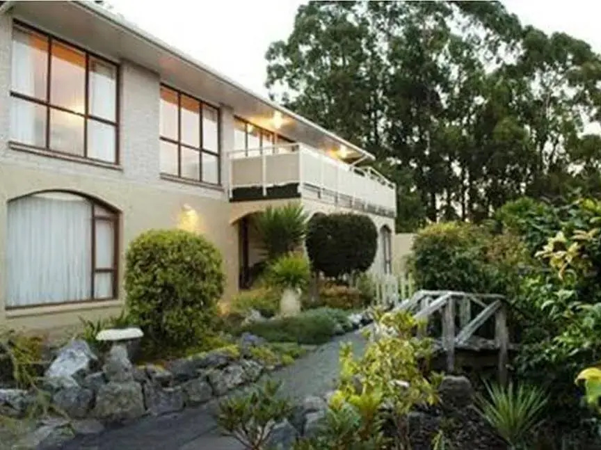 Hillside Homestead BB