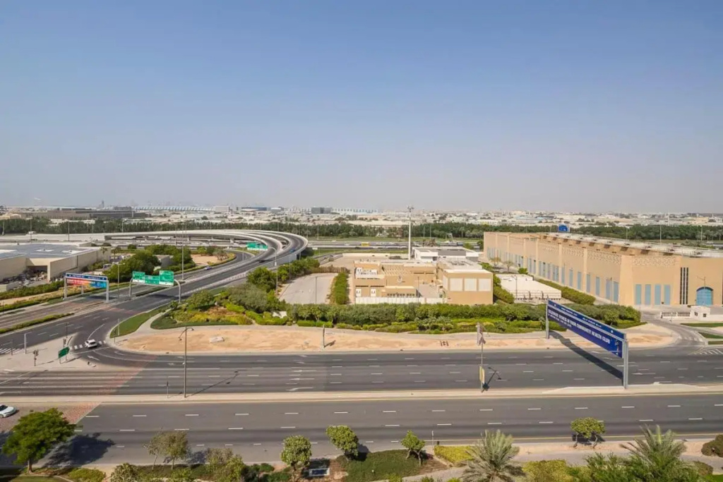Frank Porter - Al Badia 2