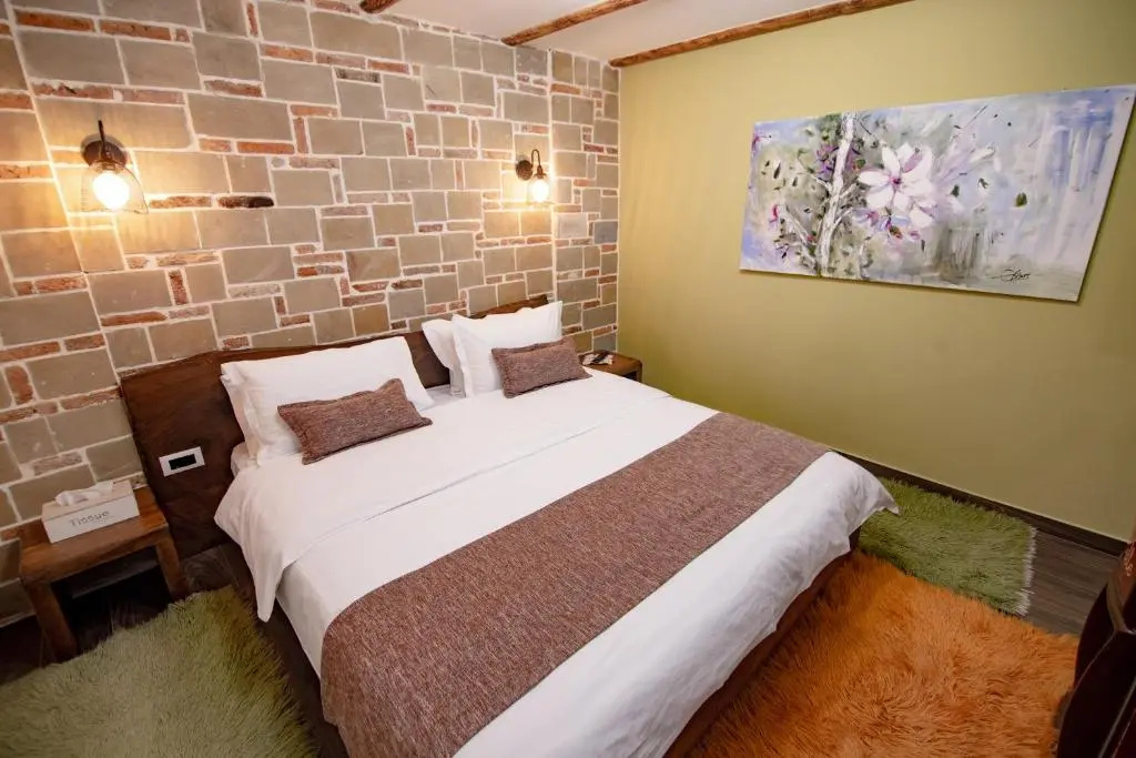 Standard Double room (full double bed)