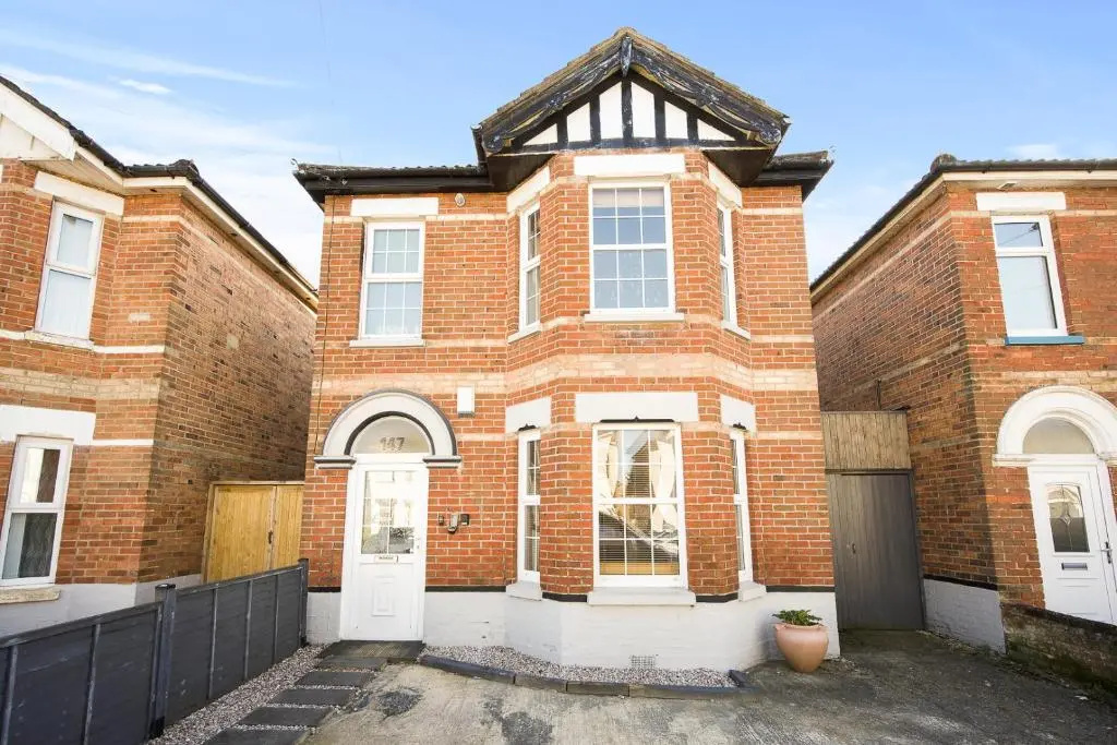 Family Friendly 3Br House W Garden Bbq
