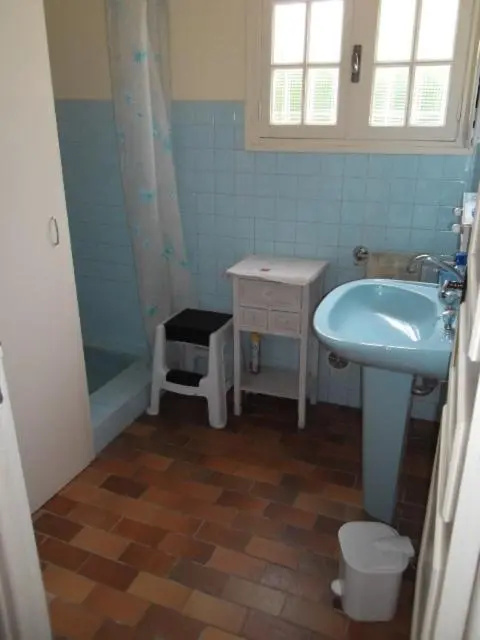 Afficher la photo 7 — VUE MER Maison individuelle 30 m de la plage 4 chambres 10 couchages jardin parking LXRM26