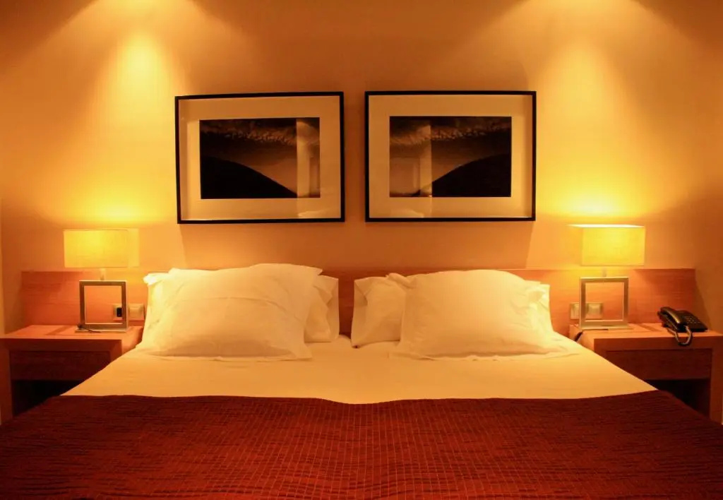 Standard Double room with partial sea view (twin beds)