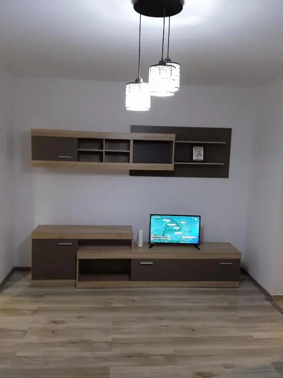 4 Rooms Apartment