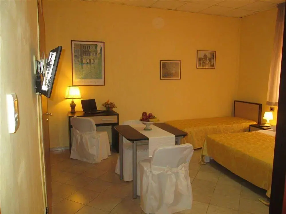 Hotel photo 2