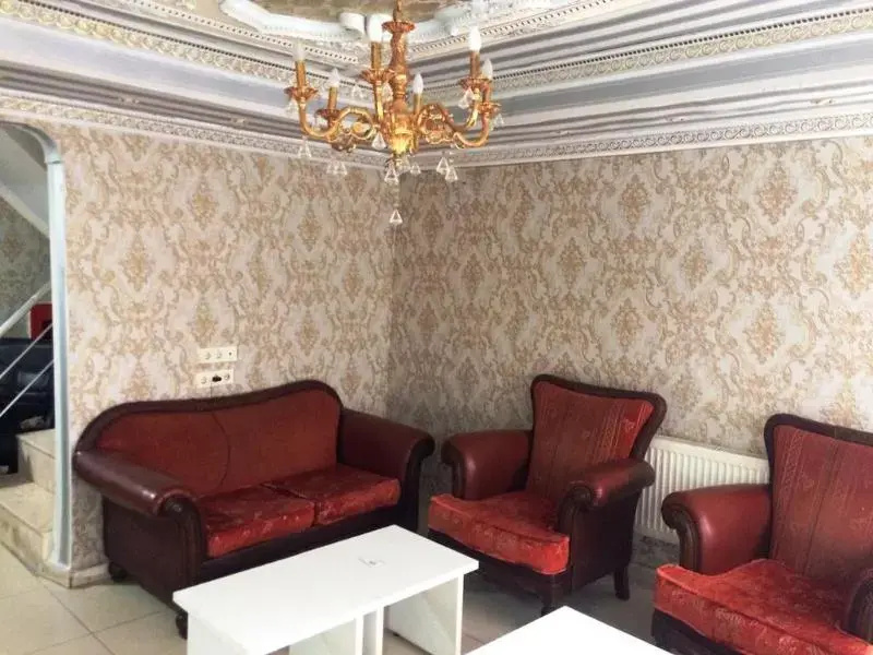 Cannady Hotel