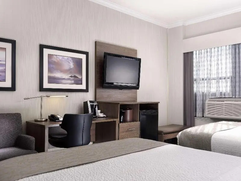 Best Western Plus Carlton Plaza Hotel - Chambres