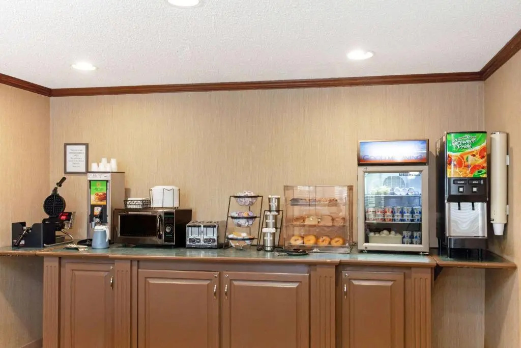 La Quinta Inn & Suites by Wyndham Stevens Point - Chambres