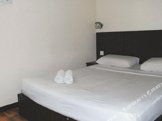 1 Baron Motel