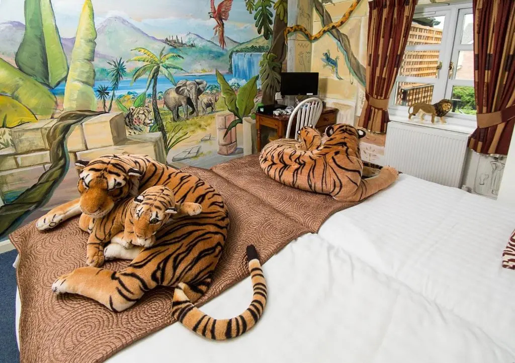 Deluxe Apartment