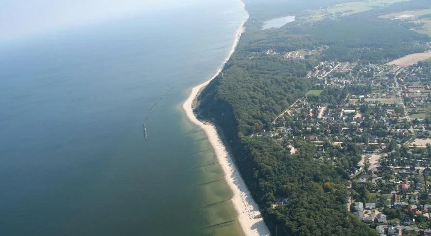 Beach & Waterfront