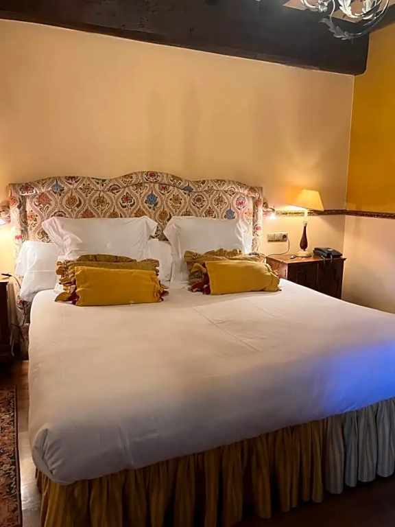 Superior Single room (single bed)