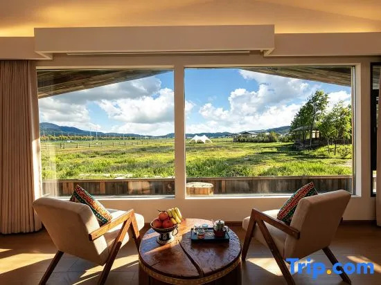PrairieView · Cloud Steps Mountain Retreat · Grassland Cabin View Resort & Estate