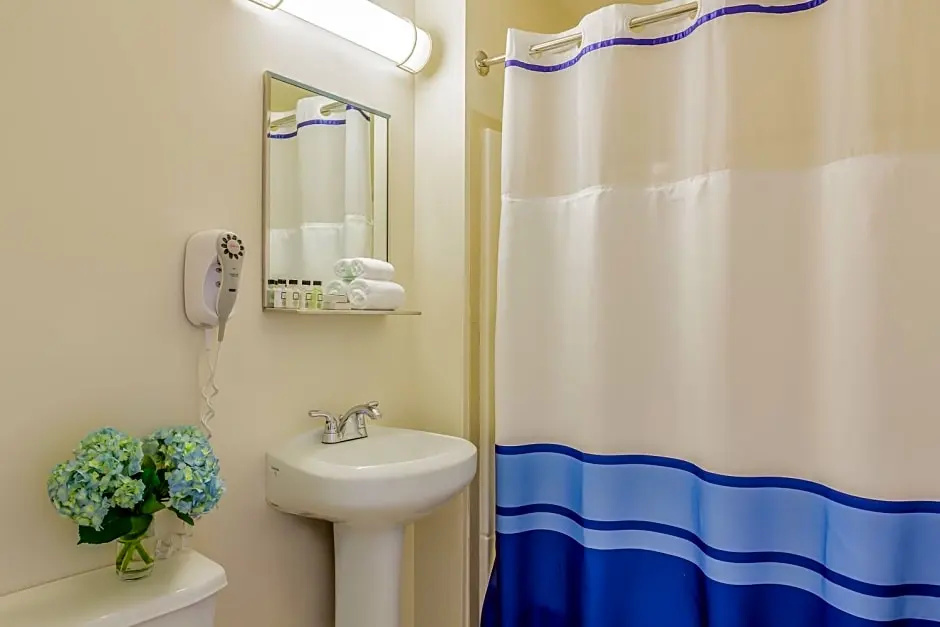 Winthrop Beach Inn and Suites Boston Logan Airport - Chambres
