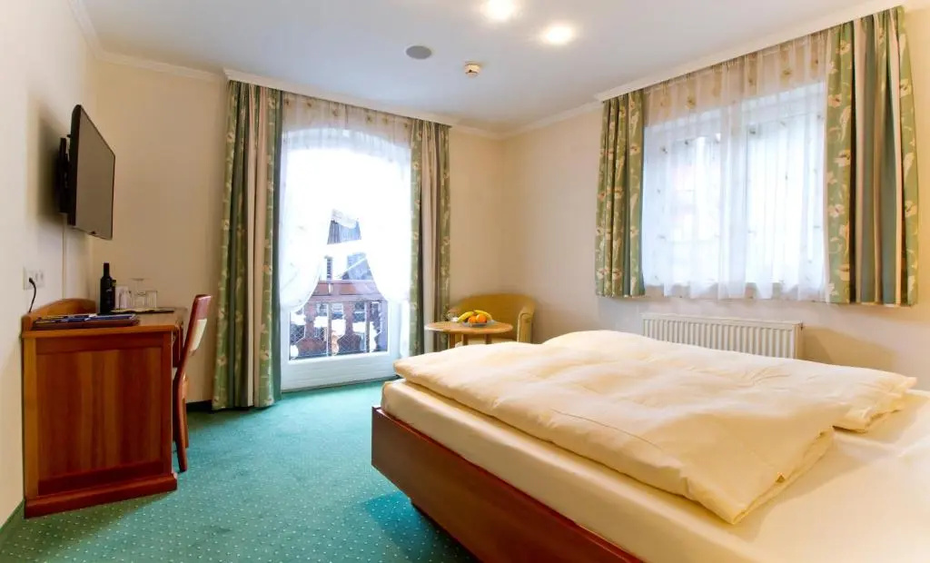 Seeboeckenhotel Zum Weissen Hirschen - Chambres