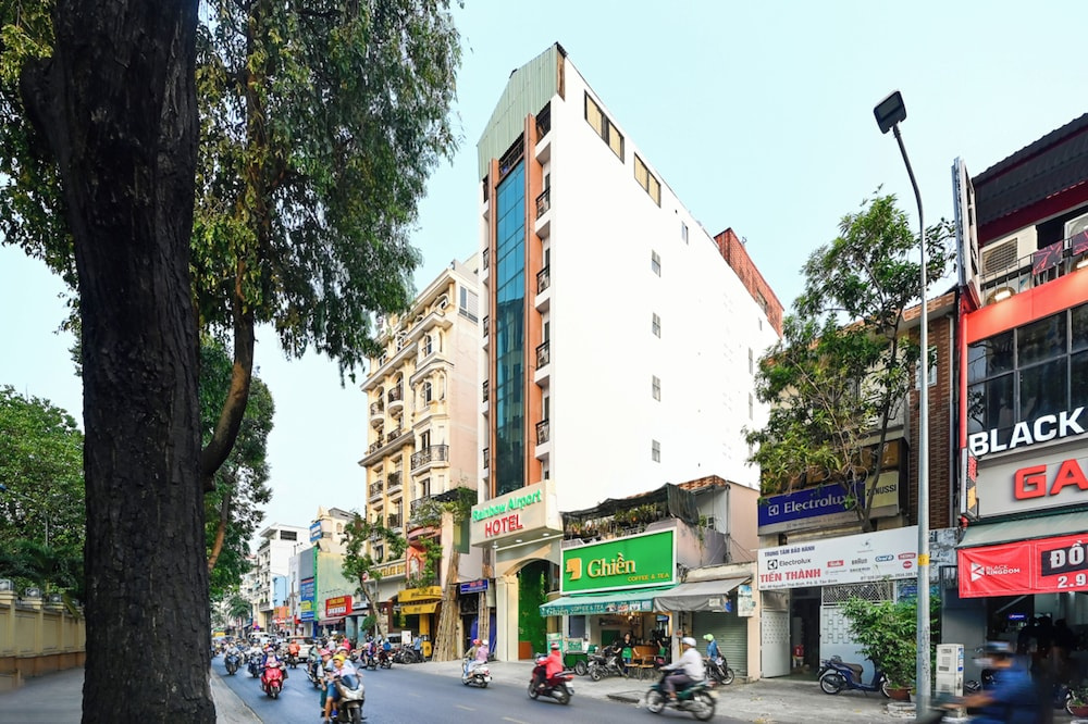Rainbow Airport Hotel