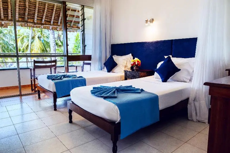 Standard room with balcony and with garden view