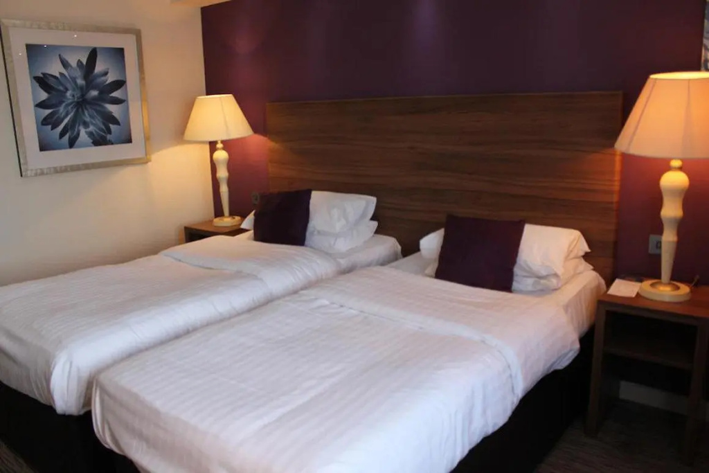 The Dukes Head Hotel Room Type - Feature Double Room