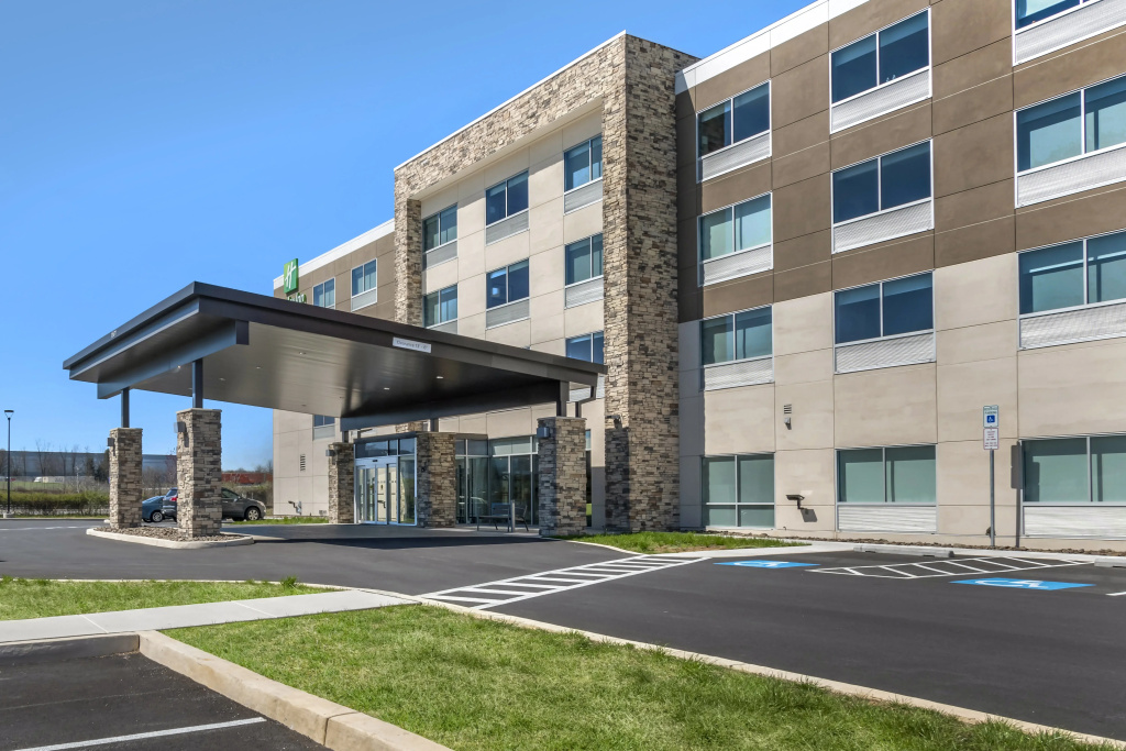 Holiday Inn Express & Suites Carlisle Southwest – I-81 by IHG