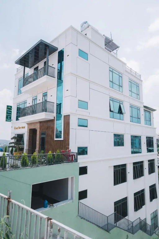 Greenview City Hotel