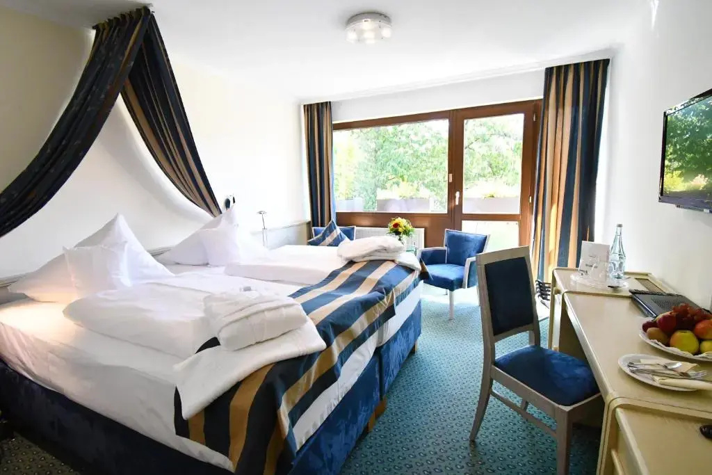 Standard Double room (full double bed)